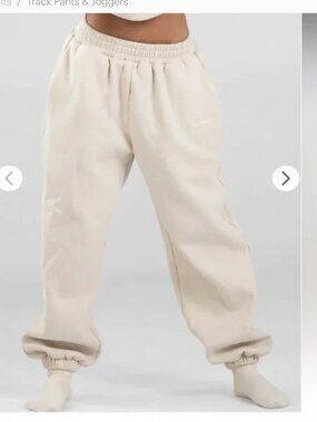 COMFRT Signature Fit Sweatpants Bone Size Small